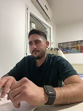 luffykingofpirets online show from February 2, 11:00 pm