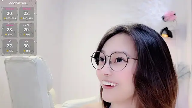 Snapshot of Natasha2025 chatting on December 28, 3:26 pm Natasha2025 online show from December 28, 3:26 pm