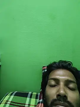 Snapshot of Ronjon111 chatting on July 2, 5:19 pm Ronjon111 online show from July 2, 5:19 pm
