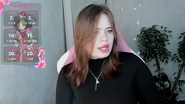 EricaElliott online show from November 28, 9:34 am