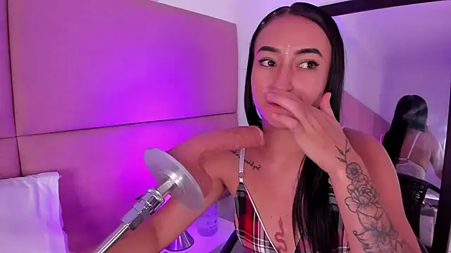 SammyMorales online show from March 15, 6:43 pm