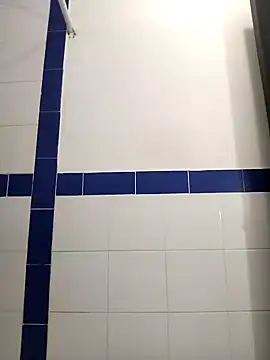 Mia WAll online show from January 14, 9:09 pm