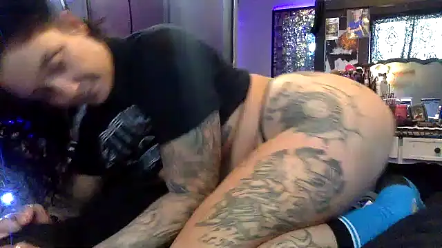 Eden Darkskye online show from January 2, 6:34 pm