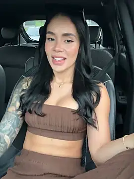 Karol Towers online show from March 1, 8:10 pm