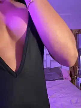 Karol Towers online show from March 7, 2:46 am