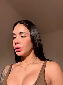 Snapshot of Karol_Towers chatting on January 17, 9:03 am Karol Towers online show from January 17, 9:03 am