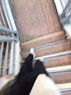 Lee0613 online show from February 21, 8:15 am