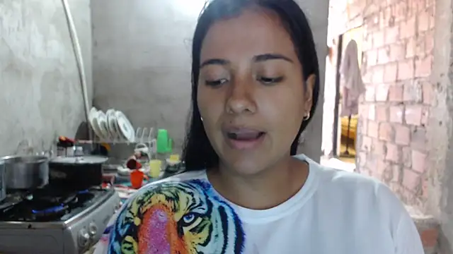 Coral0403 online show from February 22, 6:08 pm