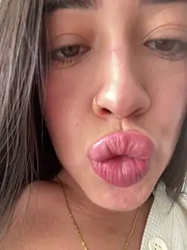 Snapshot of Liam_OH chatting on March 8, 7:42 pm Liam OH online show from March 8, 7:42 pm