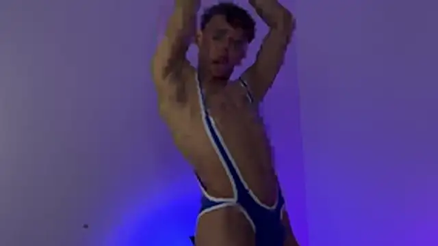 Snapshot of Nijinsky_LatinBoy chatting on March 20, 11:04 am Nijinsky LatinBoy online show from March 20, 11:04 am
