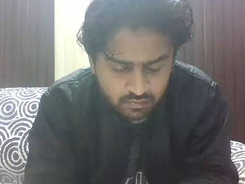 indihotguy online show from January 7, 10:40 am