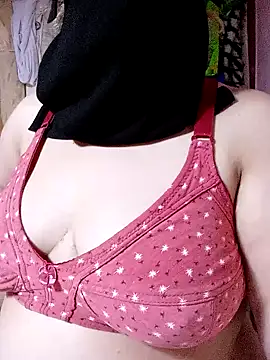 Snapshot of Botina-68 chatting on January 10, 12:58 pm Botina-68 online show from January 10, 12:58 pm