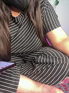 Snapshot of tanvihot2 chatting on September 30, 4:12 pm tanvihot2 online show from September 30, 4:12 pm