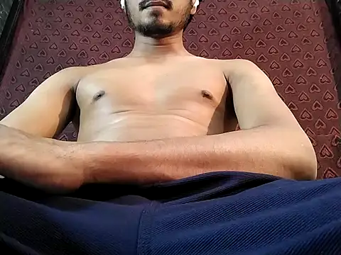 Ultimate cHappiE online show from December 15, 2:43 pm