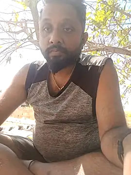 Snapshot of carria_homes chatting on February 15, 8:11 am carria homes online show from February 15, 8:11 am