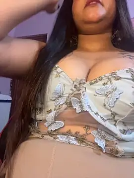 Snapshot of neha87655 chatting on September 15, 8:25 am neha87655 online show from September 15, 8:25 am