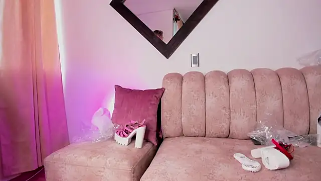 newbarbiedolly online show from February 1, 10:55 pm