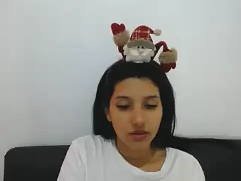 Snapshot of emmariders2 chatting on December 29, 5:12 pm emmariders2 online show from December 29, 5:12 pm