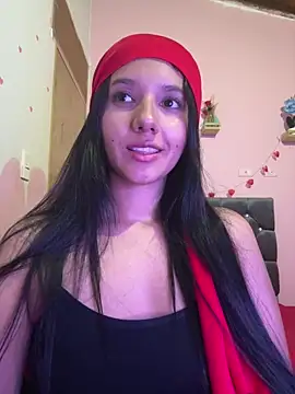 Snapshot of emmariders2 chatting on September 27, 4:39 am emmariders2 online show from September 27, 4:39 am