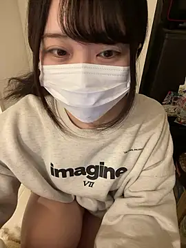 Snapshot of mina_0207 chatting on March 10, 3:00 am mina 0207 online show from March 10, 3:00 am