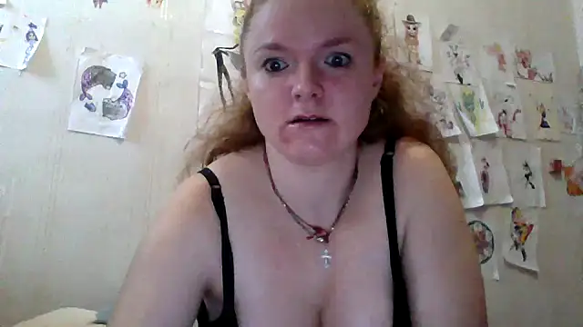 Rae Jeannie online show from October 31, 6:03 am