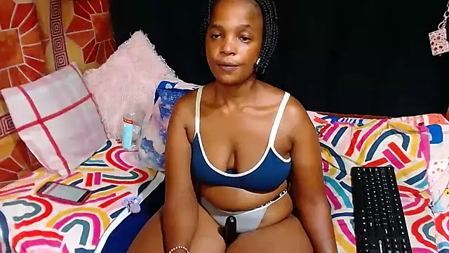 Thickbootykim online show from May 30, 7:33 pm