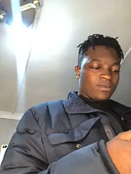 Redfucks333 online show from November 17, 4:46 pm