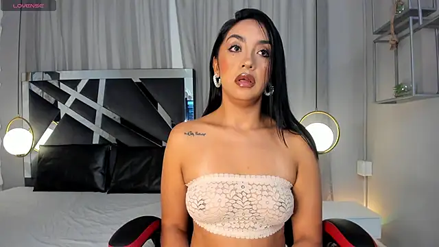 Snapshot of MAGIC_AURORAA chatting on January 11, 11:23 am MAGIC AURORAA online show from January 11, 11:23 am