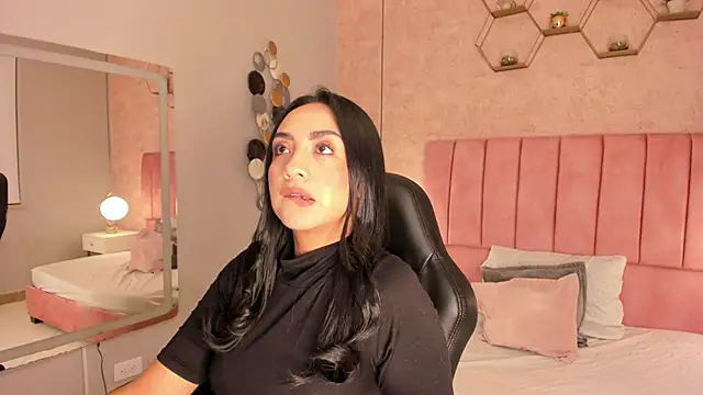 Snapshot of MAGIC_AURORAA chatting on March 11, 11:55 am MAGIC AURORAA online show from March 11, 11:55 am