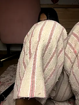 Ninabrunette18 online show from November 6, 2:23 am