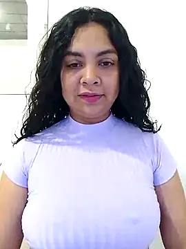 Snapshot of Brendabluee chatting on January 27, 9:00 pm Brendabluee online show from January 27, 9:00 pm