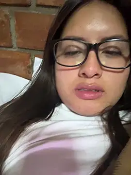 lunagonzales lima 2007 online show from November 2, 2:14 am