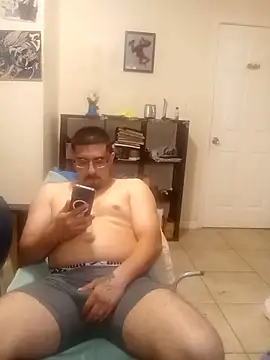 k1oudE online show from October 25, 7:52 pm