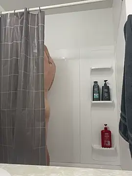 tcadle1824 online show from December 27, 4:32 pm