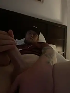 tcadle1824 online show from March 25, 3:23 am