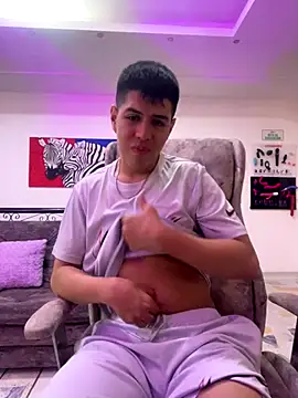 Snapshot of Angel_Khouri chatting on September 12, 3:39 am Angel Khouri online show from September 12, 3:39 am