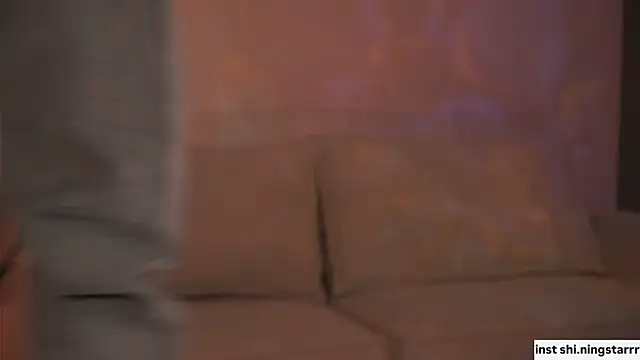 alittlestarrr online show from February 5, 12:53 am