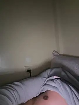 Snapshot of KlachDZ chatting on January 5, 12:20 am KlachDZ online show from January 5, 12:20 am