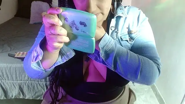 brittanysexhot online show from February 13, 7:32 pm