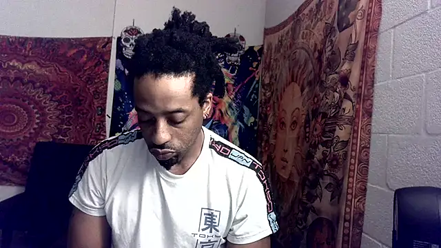 Snapshot of Coco-Licious chatting on January 1, 9:41 pm Coco-Licious online show from January 1, 9:41 pm