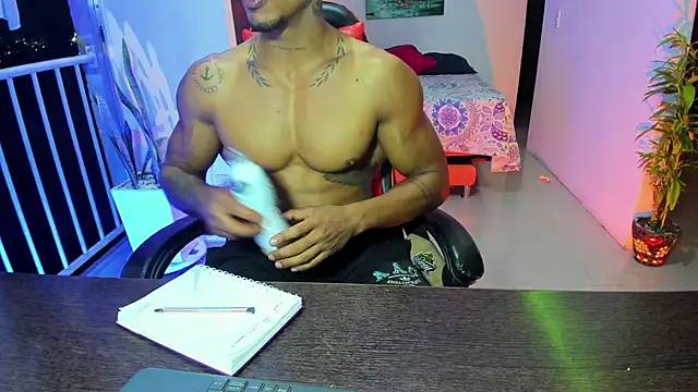 Adam Valenciia online show from October 19, 2:01 am