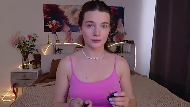 Nellie Medina online show from April 23, 10:47 am