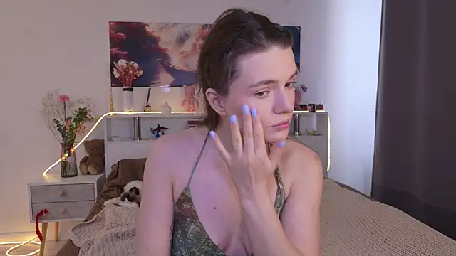 Nellie Medina online show from April 27, 9:18 am