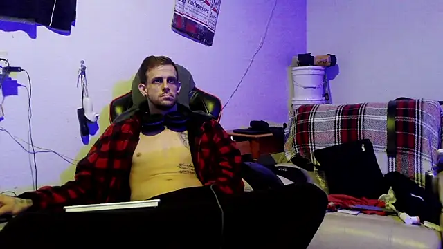 JamesMichael88 online show from February 24, 5:42 pm