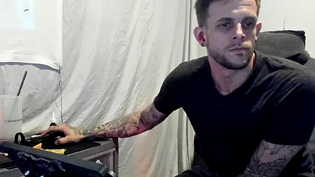 JamesMichael88 online show from March 22, 9:53 pm