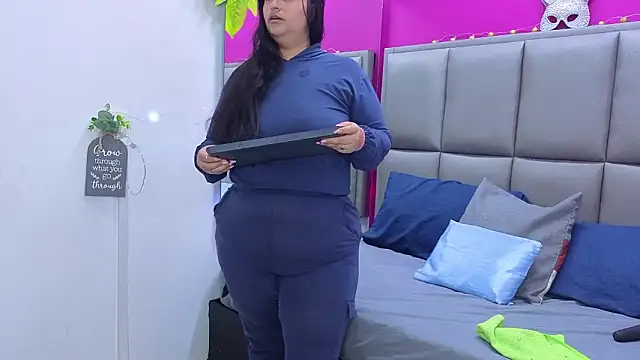 KRYSSTARITTER4 online show from February 21, 10:44 pm