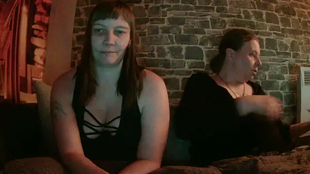 Sweet Phoenix online show from January 16, 7:10 pm