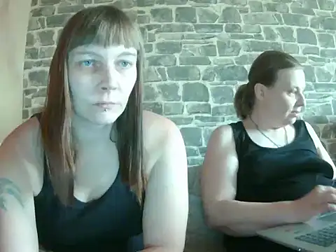 Sweet Phoenix online show from January 25, 1:30 pm