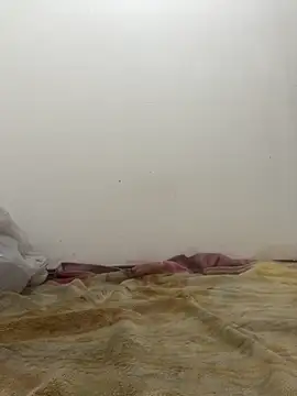 xanaxlil68 online show from December 18, 1:17 pm