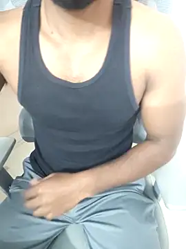 Snapshot of hot_boy_dic chatting on January 18, 3:49 pm hot boy dic online show from January 18, 3:49 pm